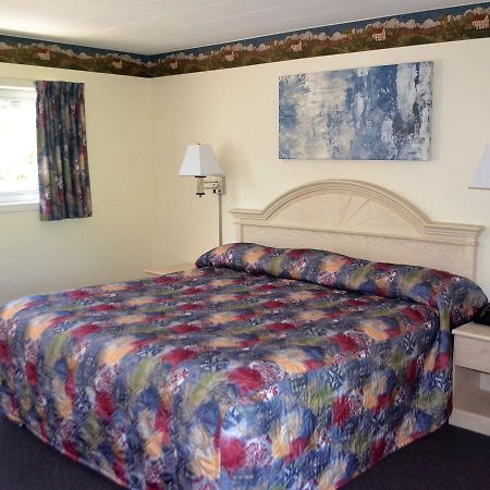 Stratford Suburban Motel מראה חיצוני תמונה