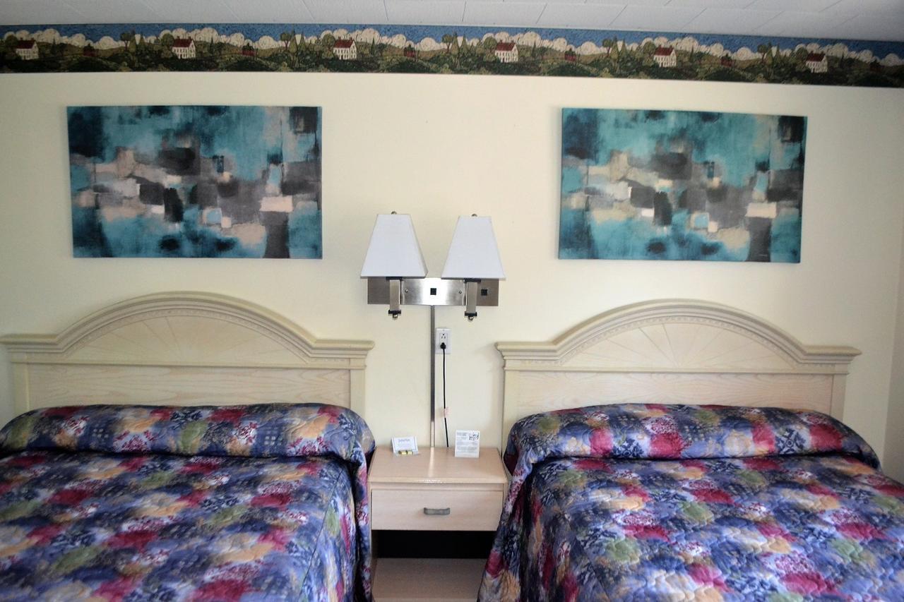 Stratford Suburban Motel מראה חיצוני תמונה