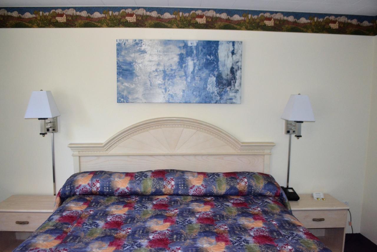 Stratford Suburban Motel מראה חיצוני תמונה